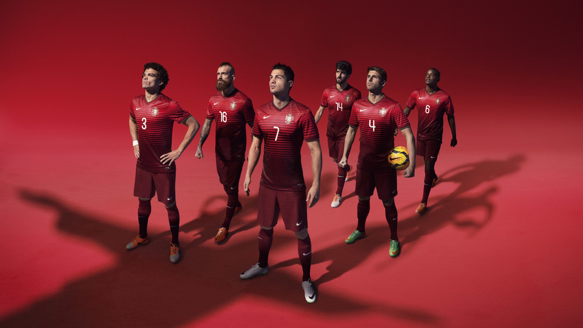 “篮球+健康”公益项目在全国各地同步推动，增强青少年体魄，公益篮球的宣传语